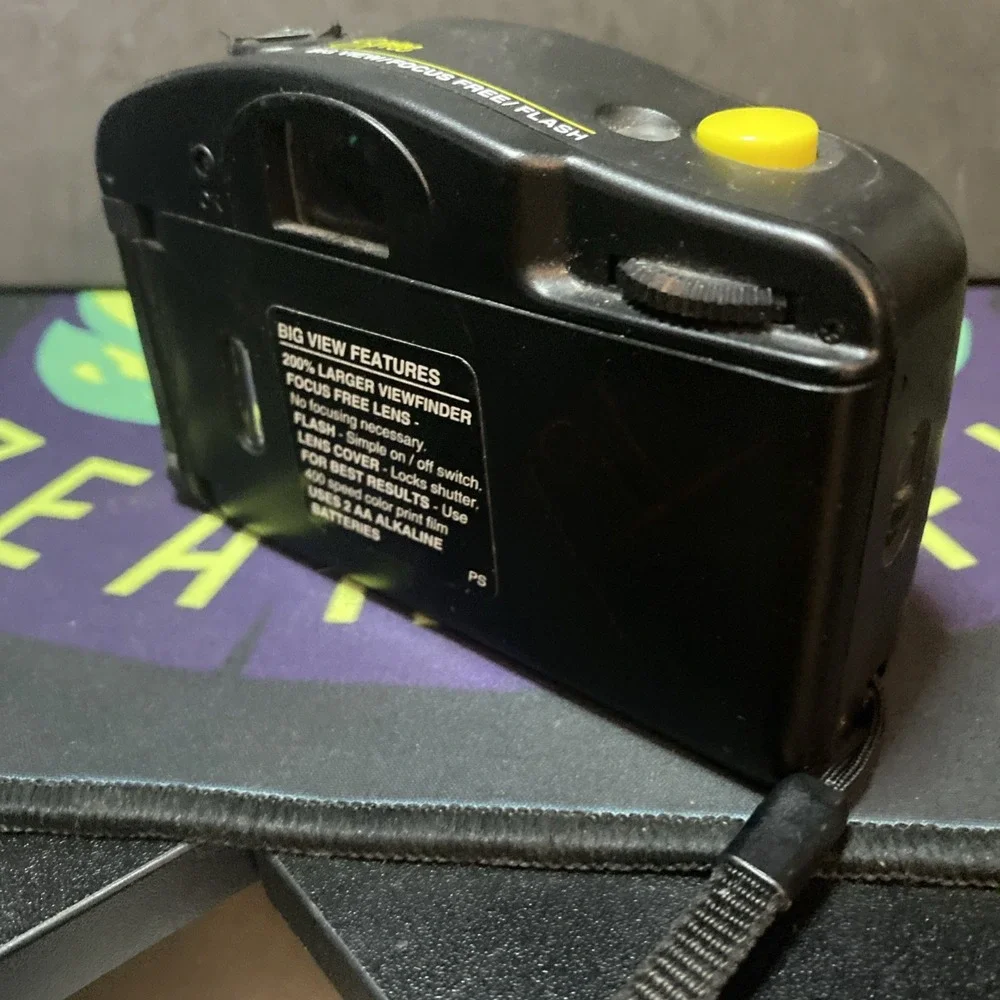 Vintage Vivitar Spree Big View Camera 35mm Fun Sport Black Yellow B2